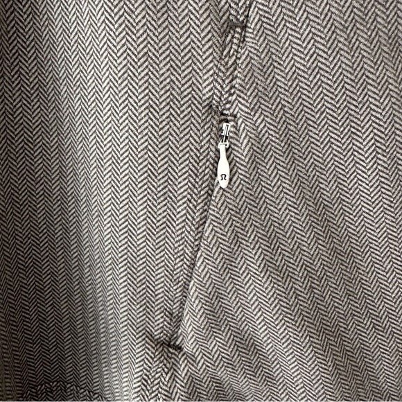 Lululemon Gray Quarter Zip Athletic Pullover Jacket - Picture 4 of 13